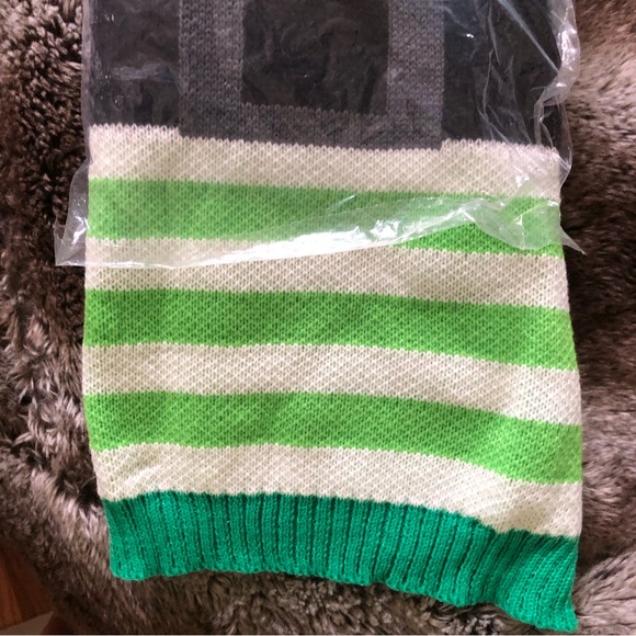 Dog Christmas Elf Themed Sweater - Super Cute Pom-Pom details - LARGE - NWT - Picture 6 of 11